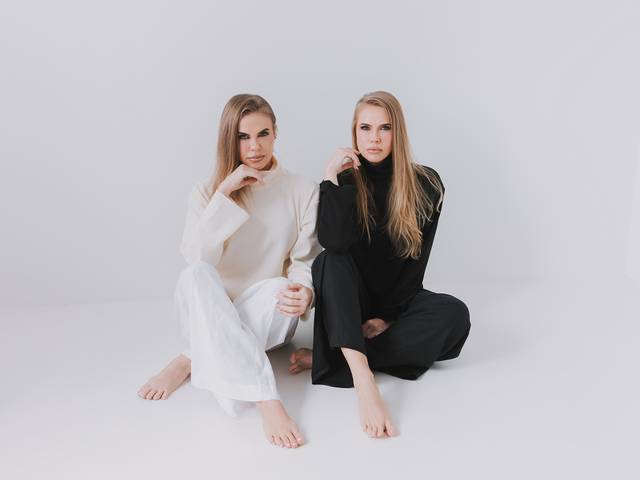 ESTÚDIO- Feminino de ESTÚDIO - MARINA E MARA