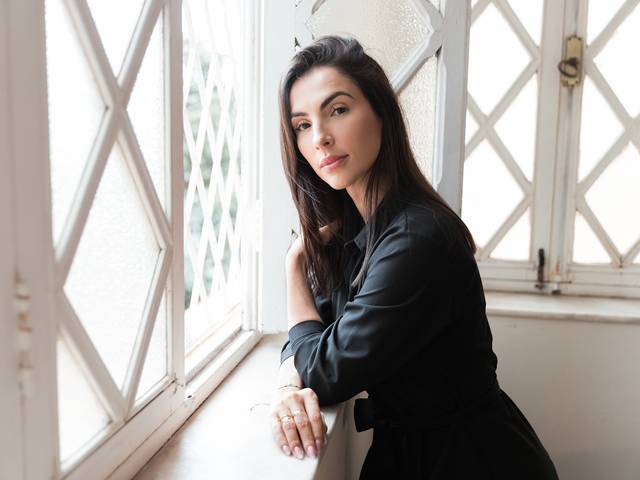 Fotos CORPORATIVAS de FOTOS CORPORATIVAS- LAURA THAYRINE