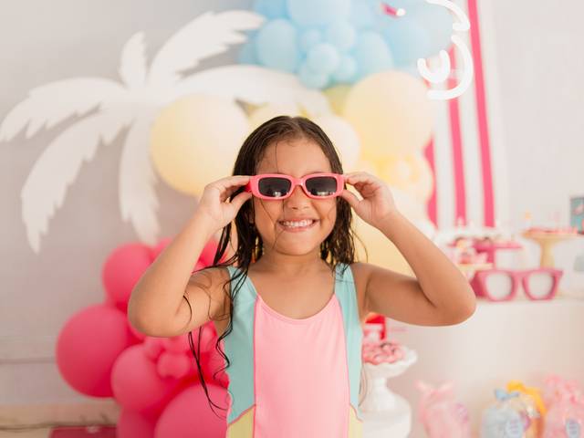 Festa Infantil de Isabela | 6 anos | Pool Party da Barbie