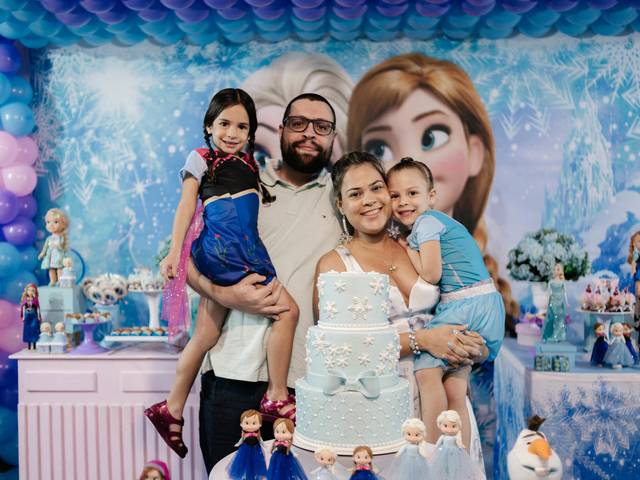 Festa Infantil de Lara e Lívia |  5 anos | Frozen