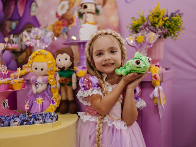 Festa Infantil de Cecília | 4 anos | Enrolados