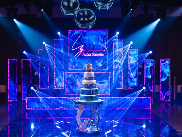 15 ANOS de 15 ANOS LUÍZA ZANELLO