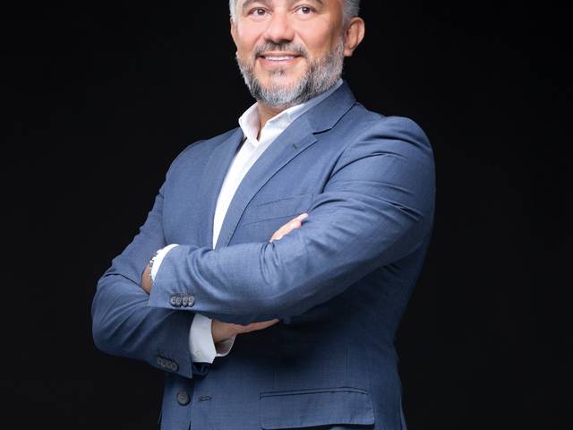 Perfil Profissional de Gabriel Algarve