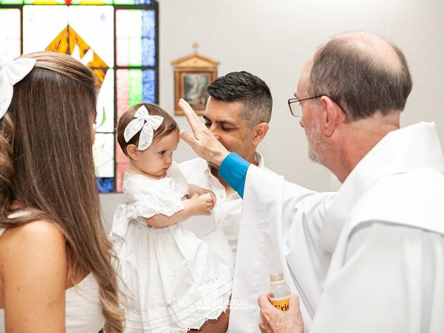 Batizado de Ísis