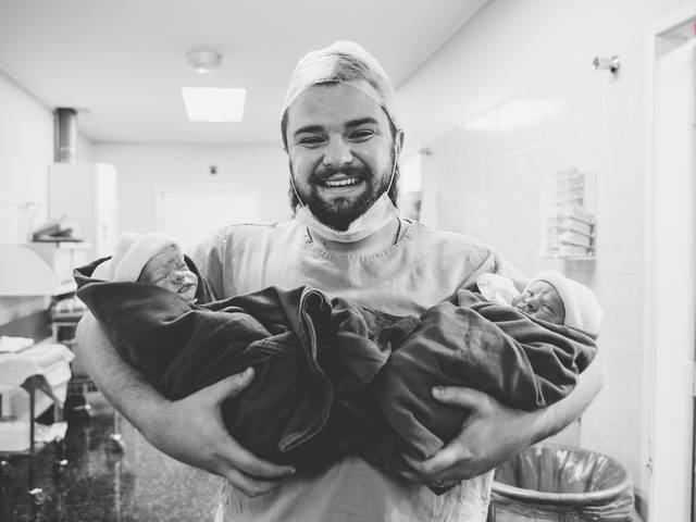 Nascimento de Arthur e Helena