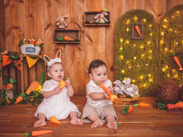 Bebês de Páscoa - Luca e Lara
