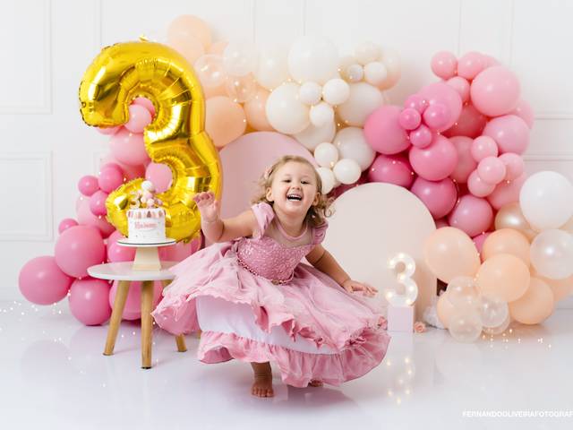 Smash the Cake de Helena - 3 anos