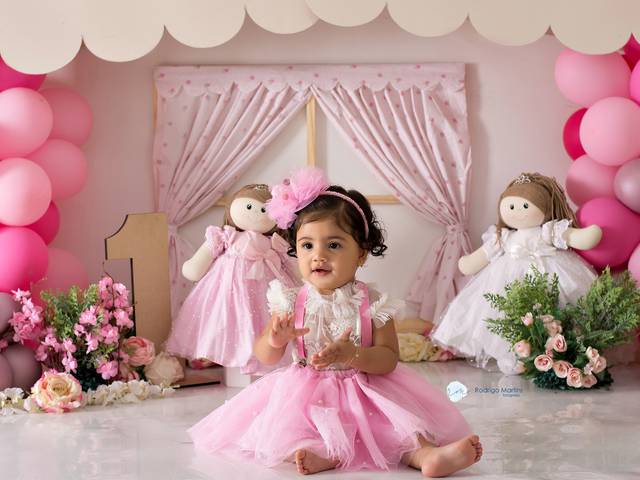 ENSAIO É FESTA de Marina, na sua casa de boneca (1 ano)