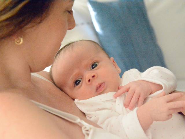 Ensaio de Newborn Olivia e Família