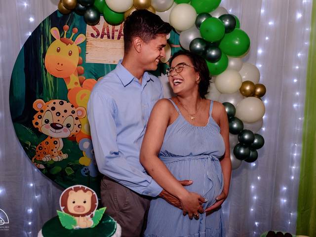 Família de Adriele e Alyson - Chá de Fraldas