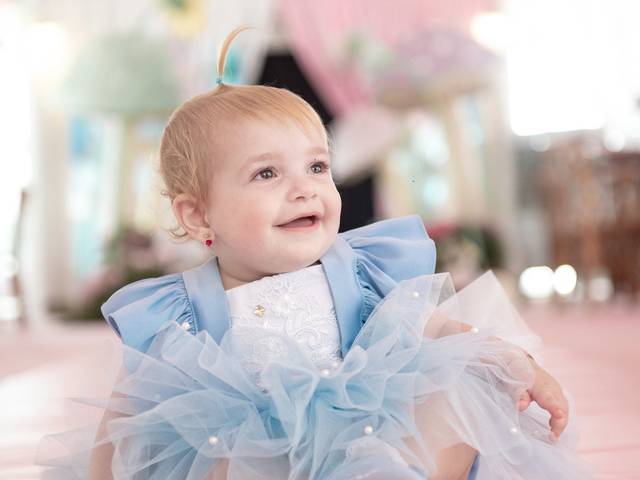 Aniversário Infantil de Helena Primeiro Aninho 