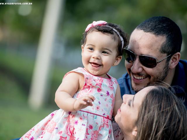 Ensaio Família de Ensaio Família  Aline + Bruno + Julia