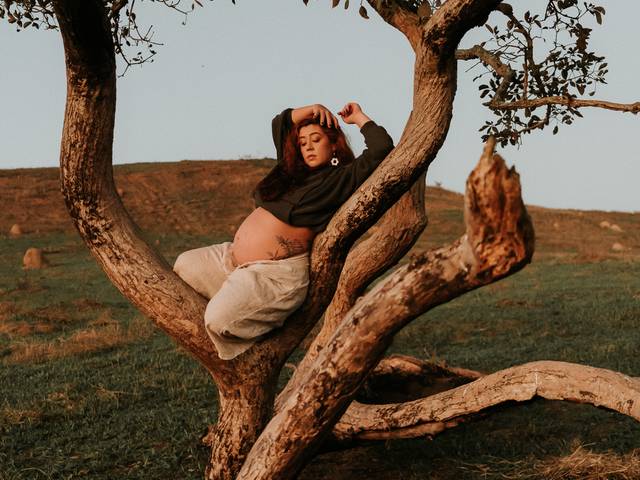 GRÁVIDAS E PARTO de ENSAIO DE GESTANTE EM CAMPO ABERTO EM JCAREÍ - SP