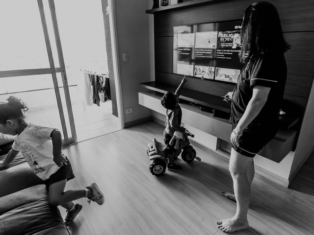 DOCUMENTAL DE FAMÍLIA de Fotografia de Família | Documental de Família em Taubaté - São Paulo | Maternidade Real com Edylaine Rodrigues | Ensaio de Família em casa e no trabalho