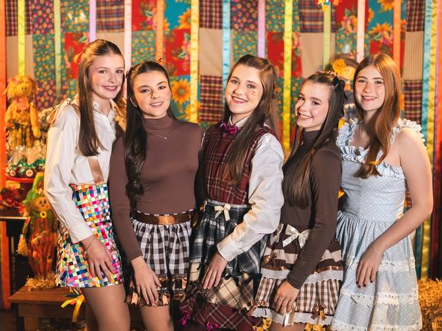 Aniversário / Eventos de Festa Junina - Debutantes 2026