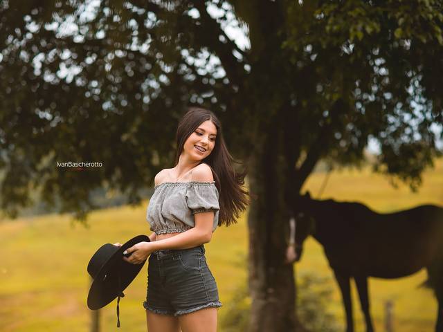 15 Anos - Ensaio de Laura