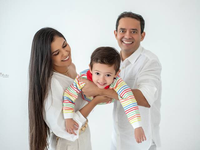 Ensaio Família de Théo Adania 