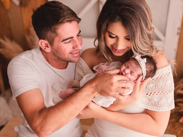 Primeiros Dias de Isabel - Primeiros Dias