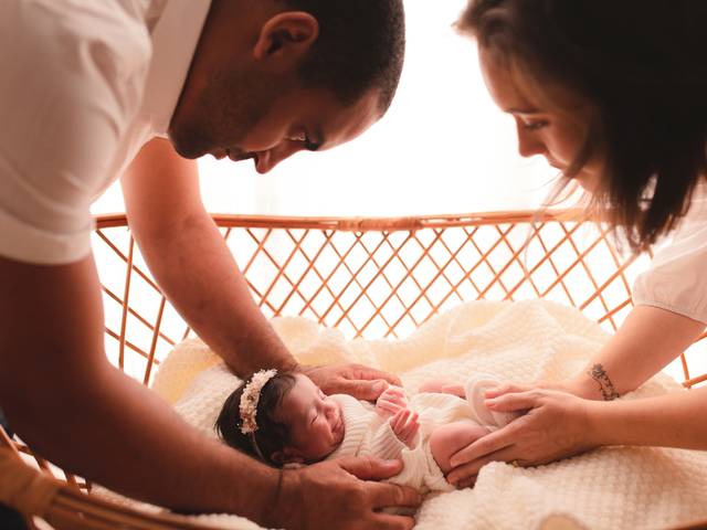 Primeiros Dias de Esther - Primeiros Dias