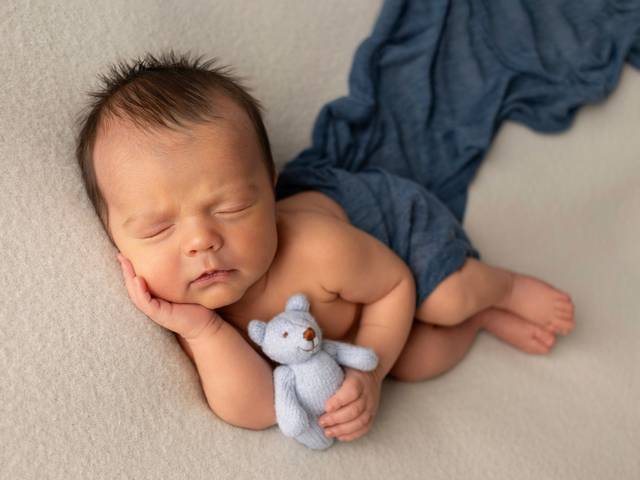 Newborn de Ângelo Francisco 