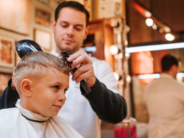 Corporativo de Barbearia - Mistura fina