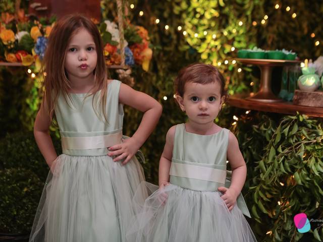 Aniversários de Vitória e Isabella