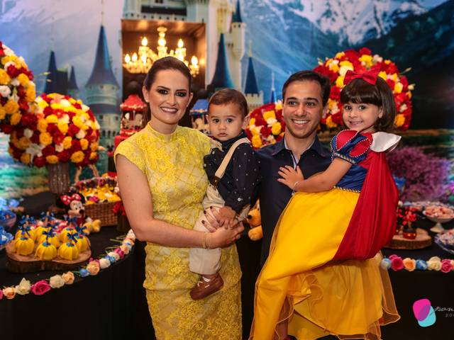 Aniversários de 1 ano Atílio e 4 anos Giorgia