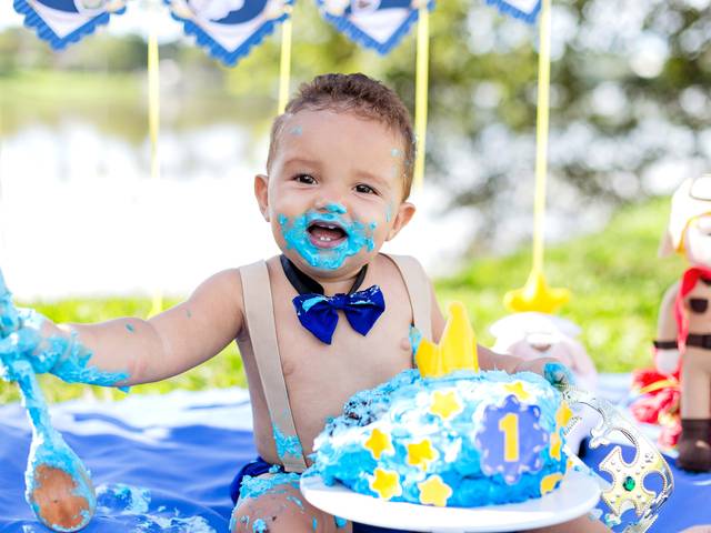 Smash the Cake de Douglas 