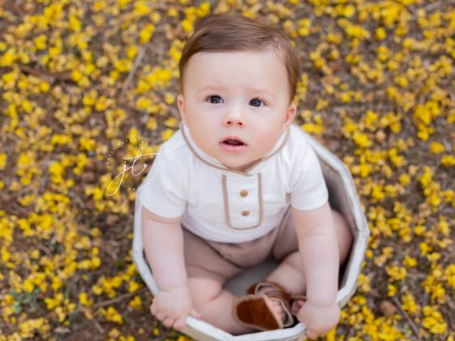 Outros Ensaios  de Miguel - 6 meses