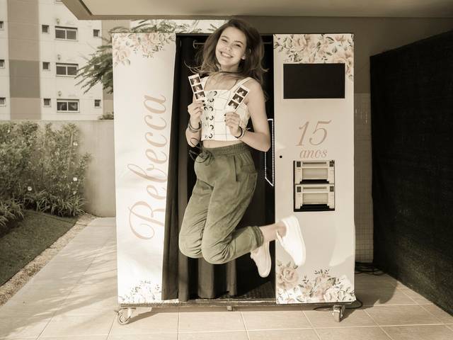 Aniversários de 15 Anos Rebecca
