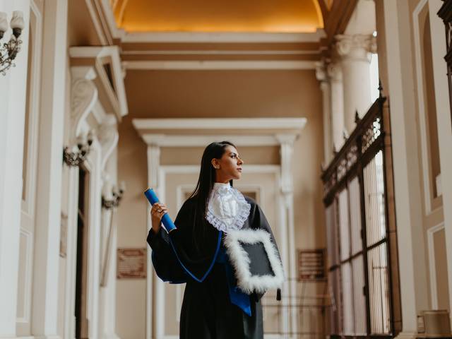 Formatura de Ana Caroline | Ensaio Toga