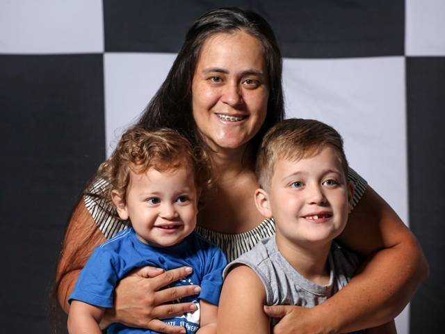 Ensaio Temático de Miguel, Noah e Mamãe