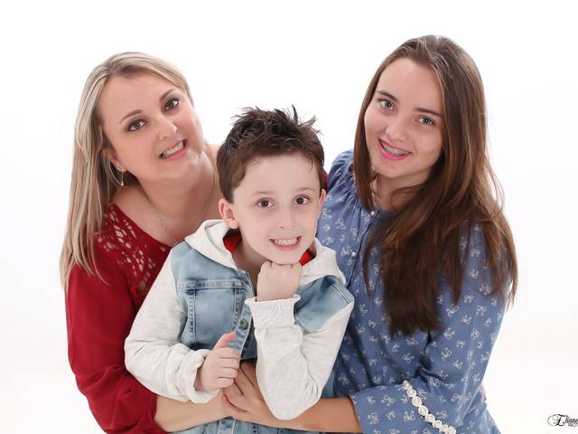 Família de Vivi e filhos