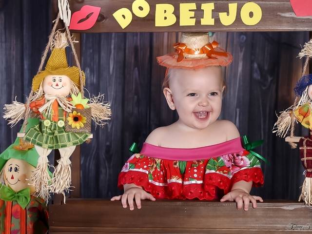 Ensaio Temático de Valentina Festa Junina