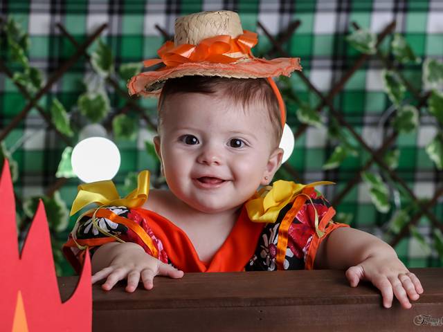 Ensaio Temático de Isabelly 8 meses