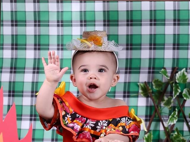 Ensaio Temático de Julia 11 meses