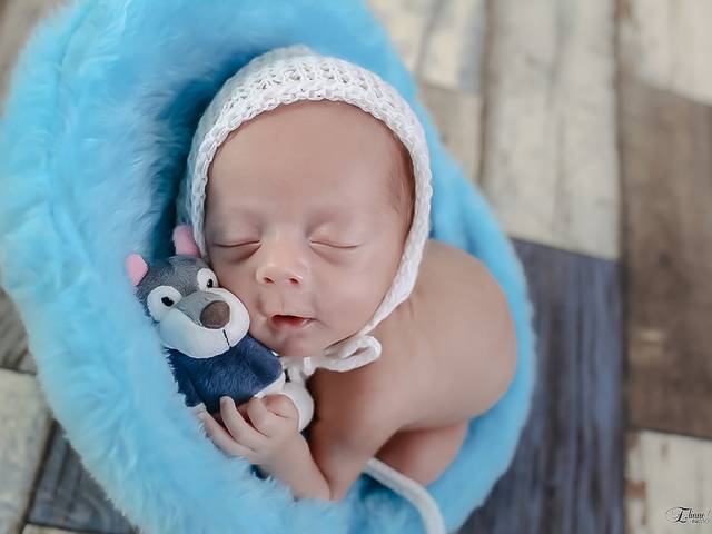 Newborn de Alan Newborn