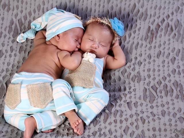 Acompanhamento de Lara e Manu 2 meses