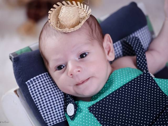 Ensaio Temático de Pedro Henrique 1 Mês