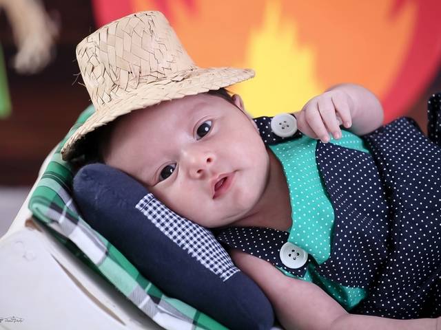 Ensaio Temático de Heitor Gael 1 mês