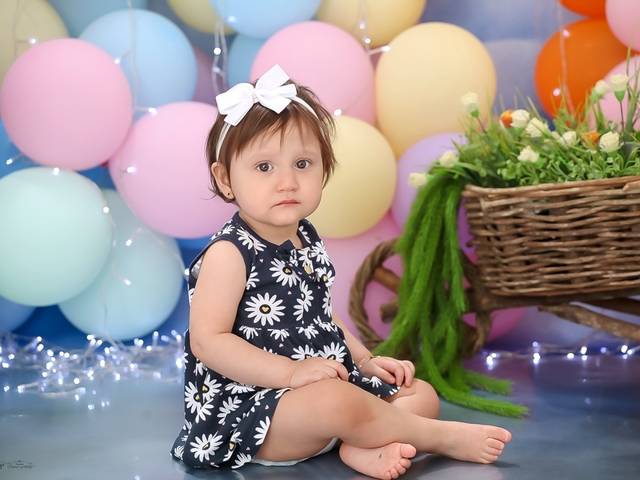 Ensaio Temático de Liz 1 ano e 2 meses