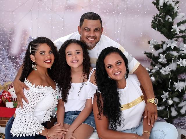 Ensaio Temático de Ana Clara, Lara e Família - Natal 2020