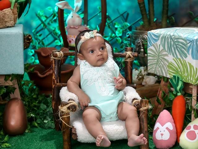 Ensaio Temático de Eyshila Mikaelly - 2 Meses