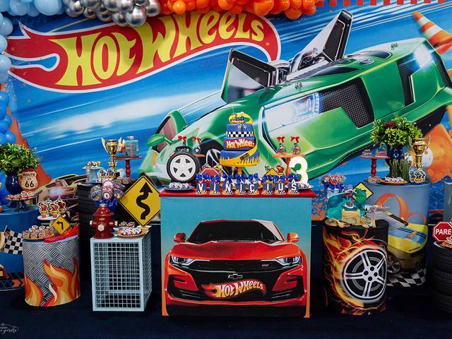 Festas Medieval de Vinicius - Hot Wheels