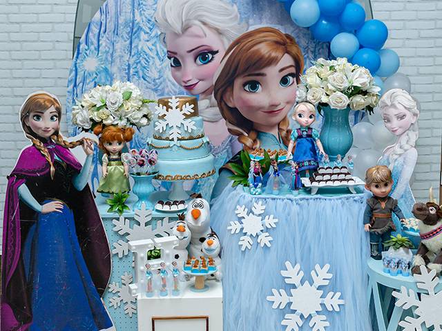 Festas Medieval de Helena 4 anos - Frozen