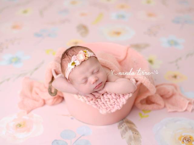 Newborn de Ensaio Newborn - Mia
