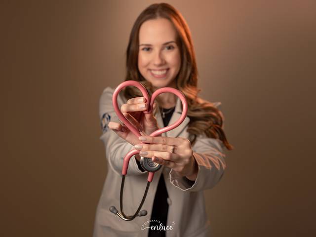 Ensaio de estúdio de Ensaio de Meio Médico da Vitória em Lajeado | Fotografia Acadêmica e Familiar