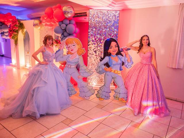 15 anos de Alice Kurrle e Sophia Eduarda 