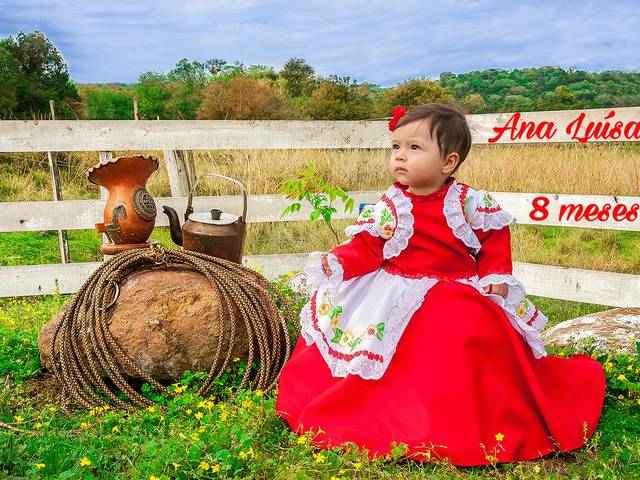 Crianças de 8 Meses da Ana Luisa