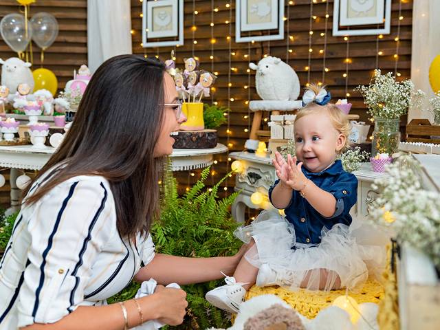 Aniversários de 1º Aninho da Helena